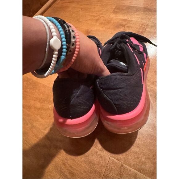 Woman’s Nike air max 2016 sneakers size 9 black and pink - Picture 4 of 5